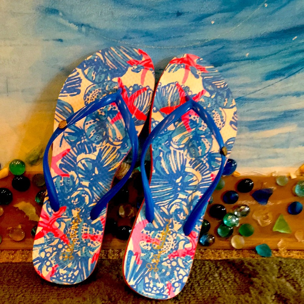 Lilly Pulitzer flip flops